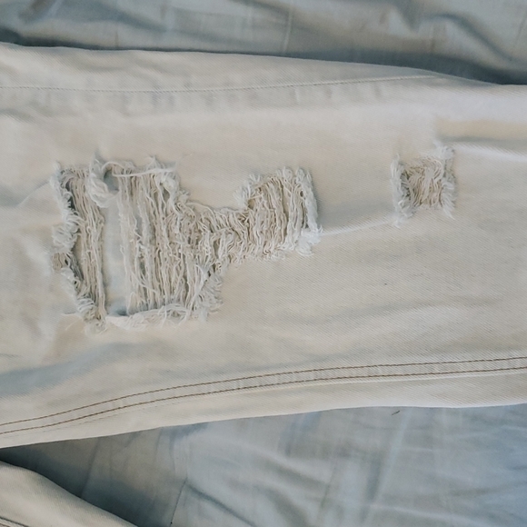 Jeans - Picture 8 of 9